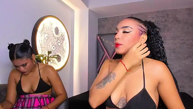 Snapshot of Polett_Amaranta chatting on 11.28.25 Polett Amaranta online show from 11.28.25