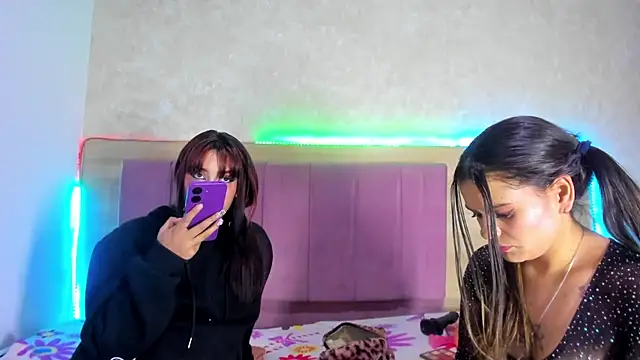 Snapshot of akoradia_mondcm chatting on 12.02.25 akoradia mondcm online show from 12.02.25