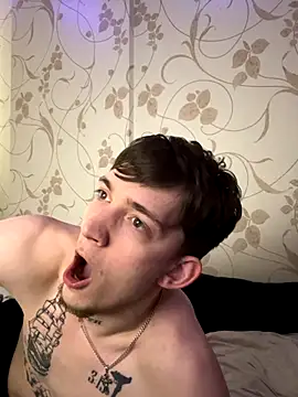 Snapshot of Rabizoon chatting on 11.26.25 Rabizoon online show from 11.26.25