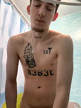 Snapshot of Rabizoon chatting on 12.15.25 Rabizoon online show from 12.15.25