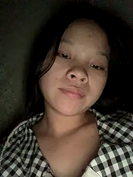 Snapshot of Lisa-sexyy chatting on 12.04.25 Lisa-sexyy online show from 12.04.25