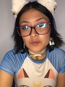 Snapshot of Winter_111 chatting on 12.01.25 Winter 111 online show from 12.01.25