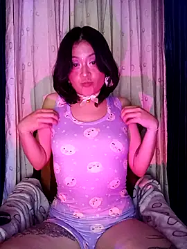 Snapshot of Winter_111 chatting on 12.17.25 Winter 111 online show from 12.17.25