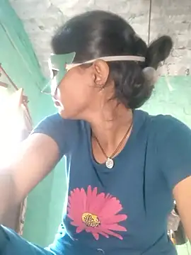 anjli 22 online show from 04.19.26