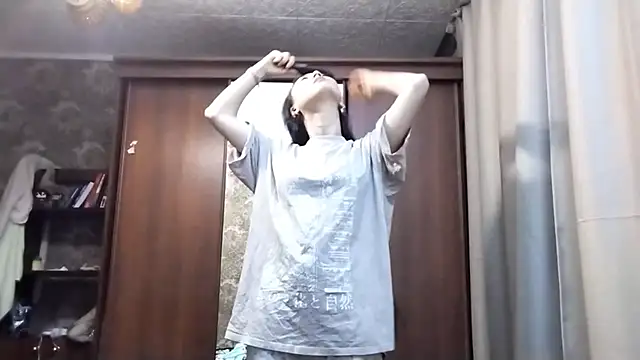 Snapshot of ArianeRandy chatting on 11.30.25 ArianeRandy online show from 11.30.25