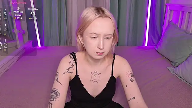 Snapshot of _Babyface_ chatting on 12.01.25 Babyface online show from 12.01.25