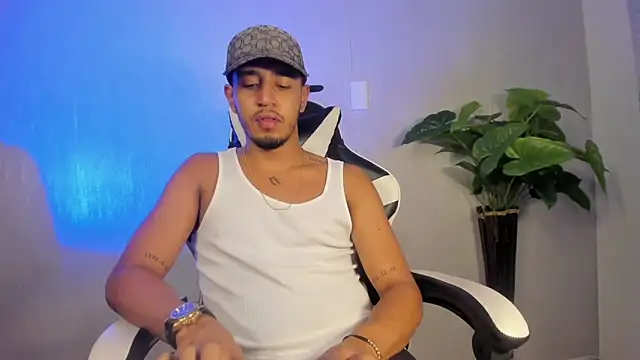 Brand Collins online show from 12.19.25