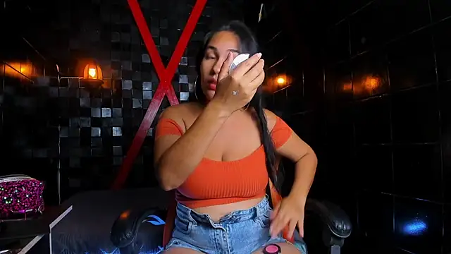 AzumiWalker online show from 02.20.26