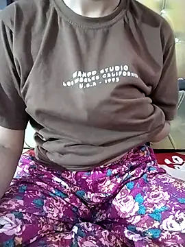 RASHMI SHARMA9 online show from 04.05.26