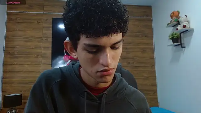 Snapshot of Michaelkoiv chatting on 12.03.25 Michaelkoiv online show from 12.03.25