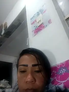 Snapshot of KarolWest_ chatting on 12.14.25 KarolWest online show from 12.14.25