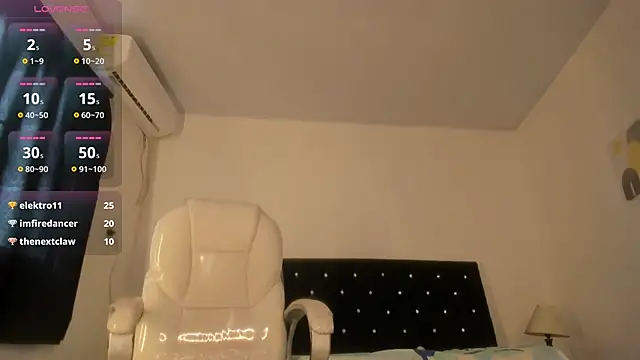 Snapshot of miiyaako_ds chatting on 11.29.25 miiyaako ds online show from 11.29.25