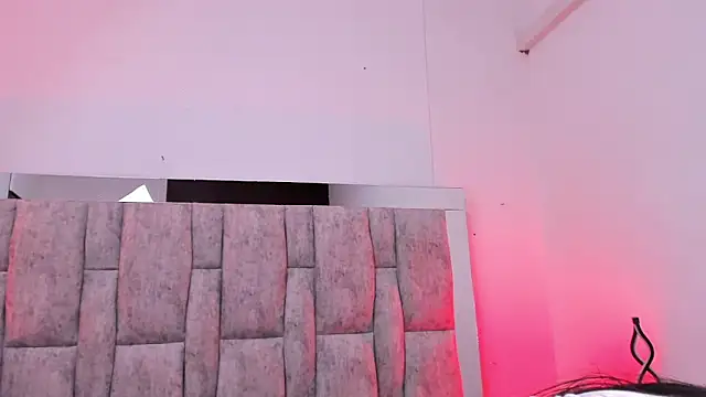 ZafiraNavarro online show from 02.26.26