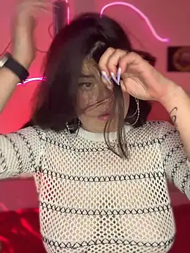 Snapshot of Scarletts_Boobs chatting on 12.04.25 Scarletts Boobs online show from 12.04.25