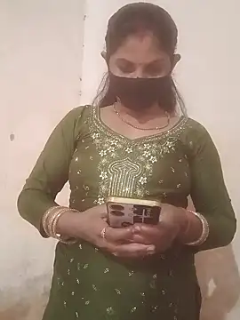 Pooja bhabhi00 online show from 12.05.25