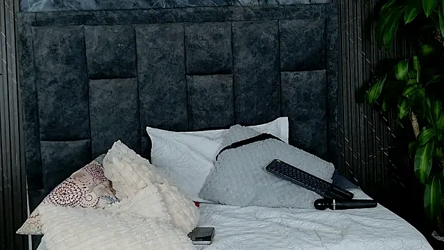 Katialaraa online show from 12.05.25