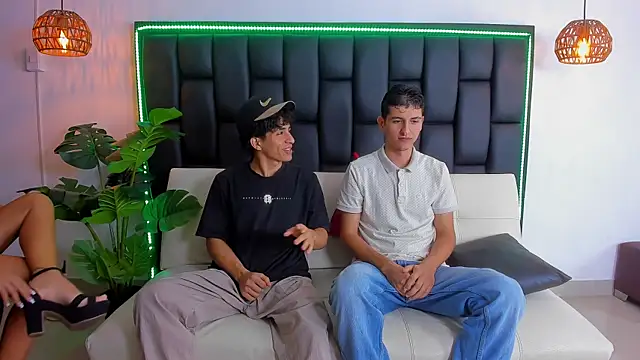 Crazy porkys online show from 12.16.25