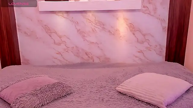 Dakota ferreti  online show from 03.12.26