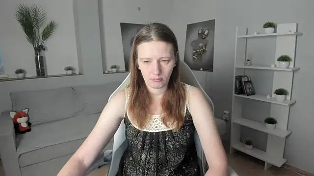 Snapshot of KathrineMeyer chatting on 12.03.25 KathrineMeyer online show from 12.03.25