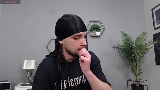 KaneHunter online show from 04.18.26