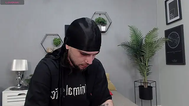 KaneHunter online show from 04.18.26