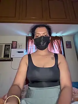 Snapshot of TeddyLover5 chatting on 12.14.25 TeddyLover5 online show from 12.14.25