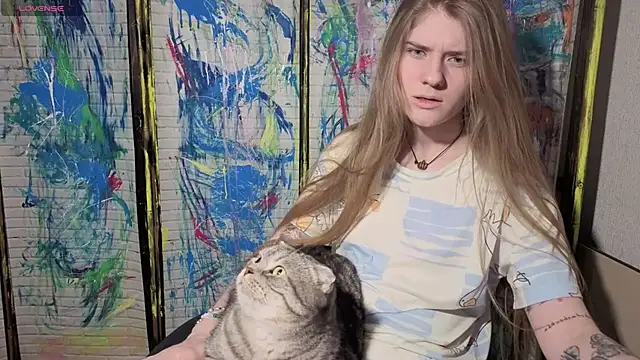 Adell Love online show from 04.22.26