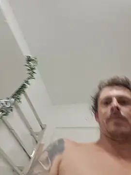 Snapshot of Skyme2713 chatting on 12.19.25 Skyme2713 online show from 12.19.25