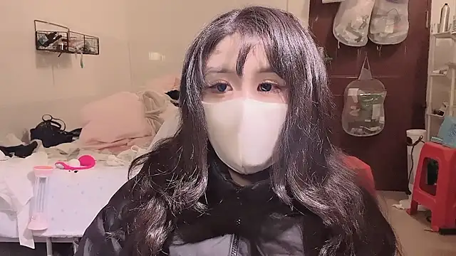 Snapshot of LT-333 chatting on 11.30.25 LT-333 online show from 11.30.25