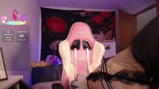 Snapshot of alicedangerXXX chatting on 12.05.25 alicedangerXXX online show from 12.05.25