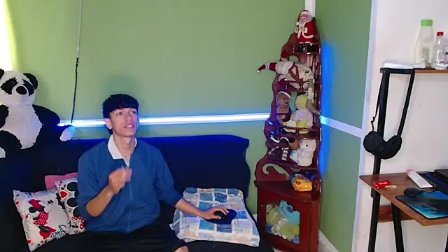 Snapshot of murb_xxx chatting on 12.02.25 murb xxx online show from 12.02.25