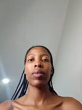 Snapshot of MsParisSmith chatting on 01.09.26 MsParisSmith online show from 01.09.26