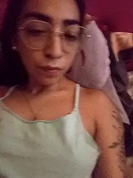 Snapshot of Yani-14 chatting on 02.01.26 Yani-14 online show from 02.01.26