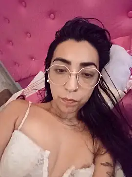 Snapshot of Yani-14 chatting on 02.08.26 Yani-14 online show from 02.08.26