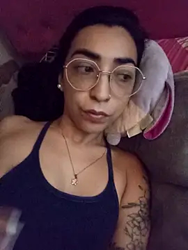 Snapshot of Yani-14 chatting on 02.11.26 Yani-14 online show from 02.11.26