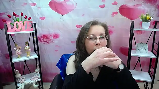 Snapshot of DaisyEdit chatting on 05.02.26 DaisyEdit online show from 05.02.26