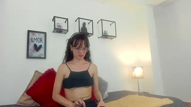 LindaWalker  online show from 12.03.25