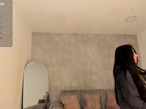 Snapshot of miacoopersx_ chatting on 12.04.25 miacoopersx online show from 12.04.25