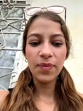 Snapshot of Vanneskk chatting on 12.02.25 Vanneskk online show from 12.02.25