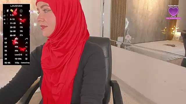 Snapshot of JannaLove_ chatting on 11.27.25 JannaLove online show from 11.27.25