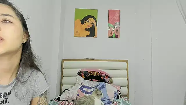 Snapshot of ROUS_SWEET_ chatting on 04.16.26 ROUS SWEET online show from 04.16.26