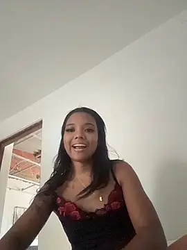 Snapshot of caro_ebony chatting on 05.14.26 caro ebony online show from 05.14.26