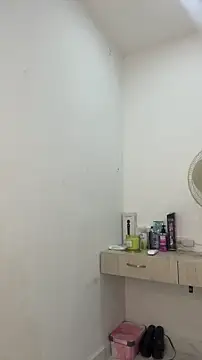 Snapshot of caro_ebony chatting on 05.27.26 caro ebony online show from 05.27.26