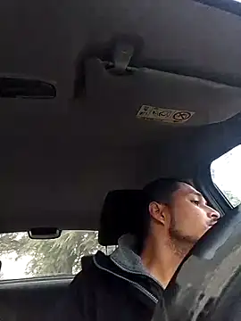 Snapshot of cristian112090 chatting on 11.28.25 cristian112090 online show from 11.28.25