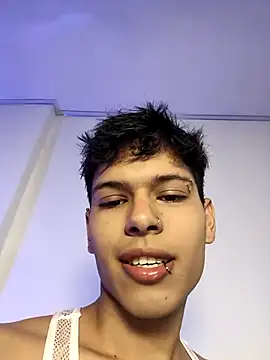 Snapshot of Super_boys1 chatting on 12.04.25 Super boys1 online show from 12.04.25