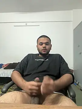 Snapshot of Noavacado_ chatting on 02.16.26 Noavacado online show from 02.16.26