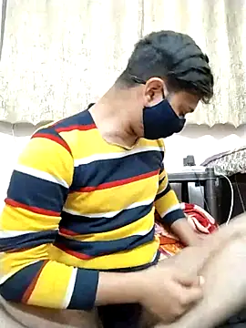 Snapshot of samnick4321 chatting on 12.03.25 samnick4321 online show from 12.03.25