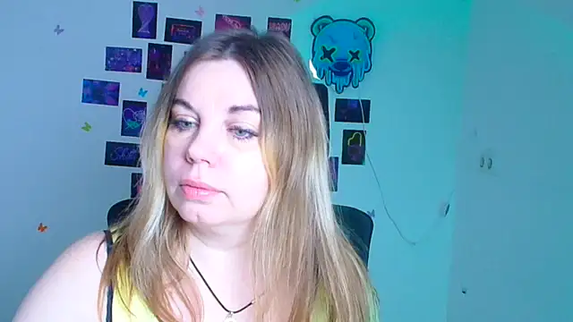 Snapshot of Amanda_Swannn chatting on 12.05.25 Amanda Swannn online show from 12.05.25