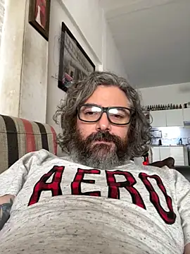 Snapshot of maxxporong chatting on 12.03.25 maxxporong online show from 12.03.25