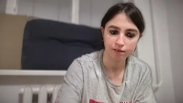 Aphr0ditee online show from 03.04.26